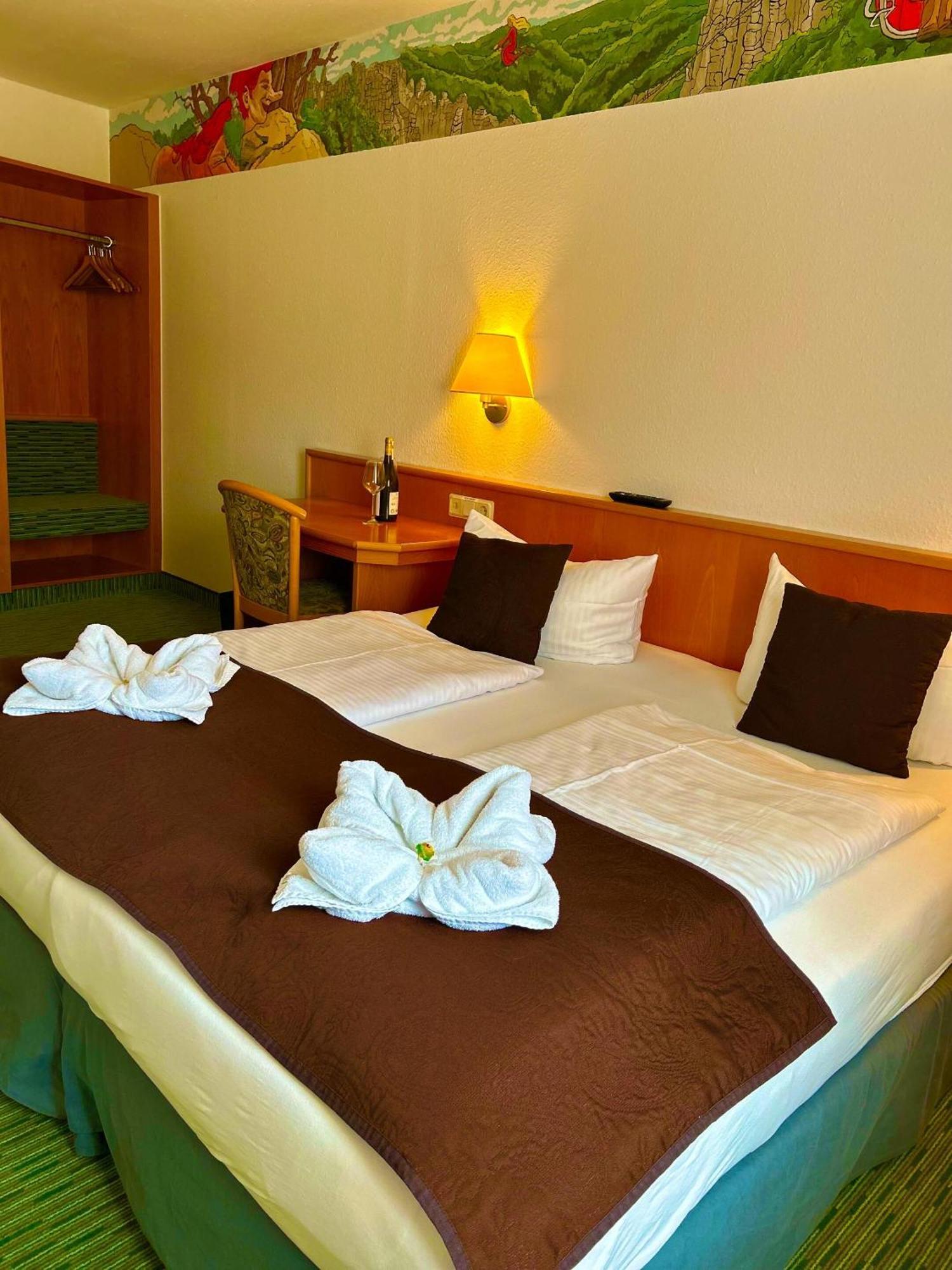 Hotel Domschatz 크베들린부르크 외부 사진
