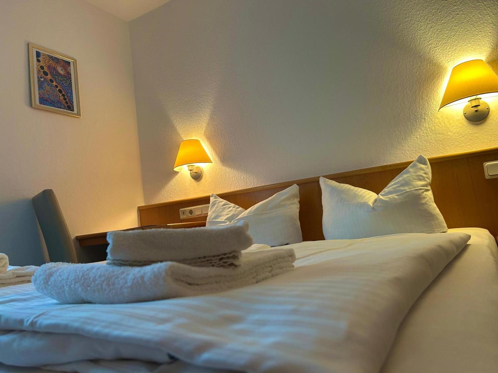 Hotel Domschatz 크베들린부르크 외부 사진