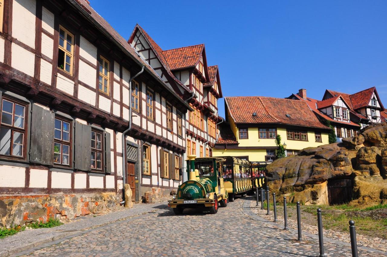 Hotel Domschatz 크베들린부르크 외부 사진