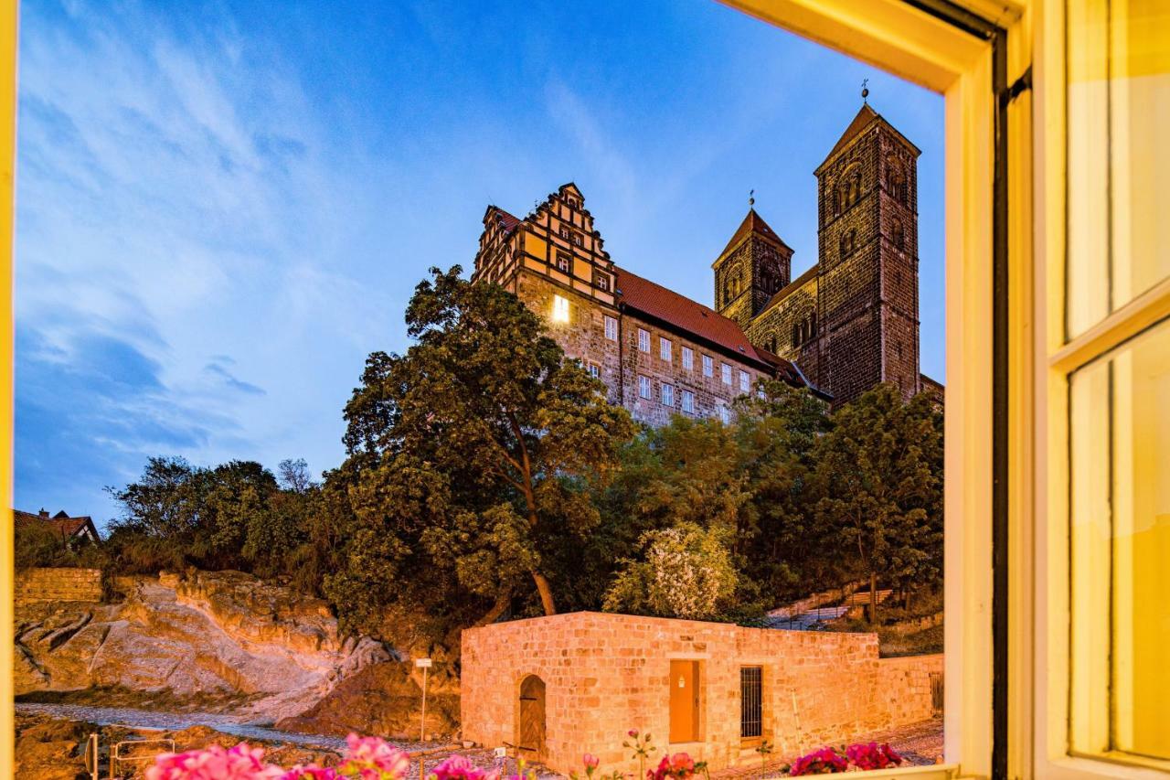 Hotel Domschatz 크베들린부르크 외부 사진